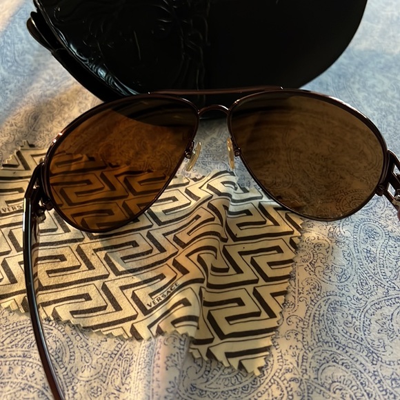 VERSACE Aviator Sunglasses 💯 Authentic - Picture 7 of 9
